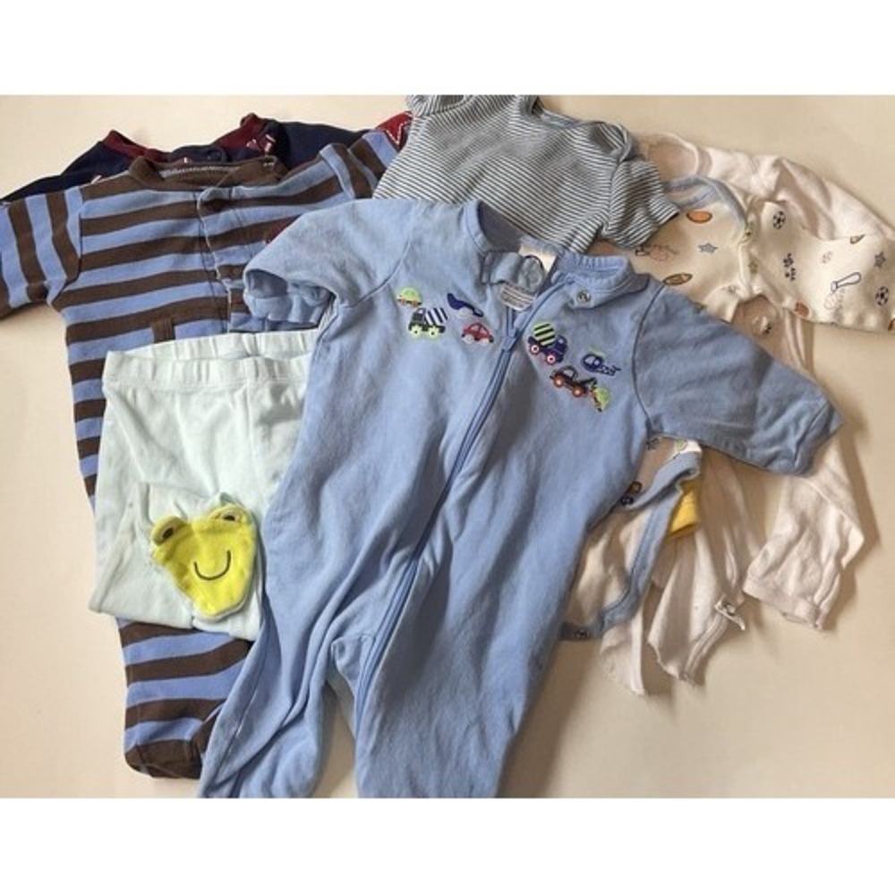 Mix Lot of 9 pc Baby Boy Clothing 0-3 Months Clothes